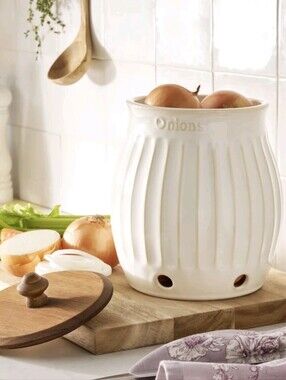 2026 The Pioneer Woman Cream Ceramic Onion Keeper with Wooden Lid